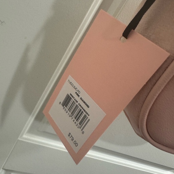 Juicy Couture Pink Crossbody Bag: PINK DIAMOND heritage, Crossbody rare find 🤩🌸 - Picture 4 of 5
